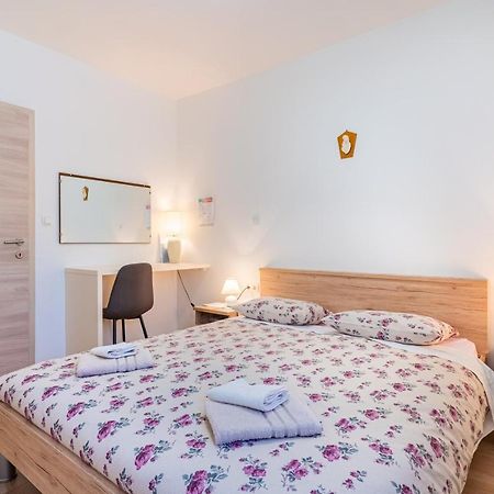 Room Laudina Cres Eksteriør bilde